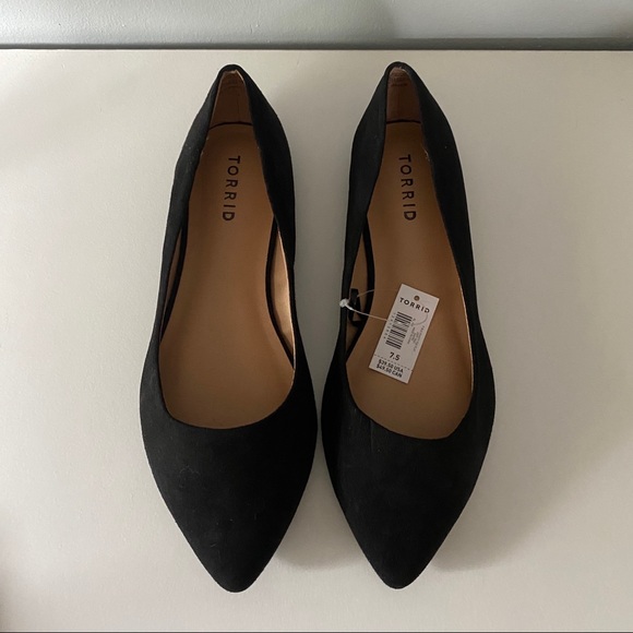 torrid WW Faux Suede Flats - Picture 4 of 8